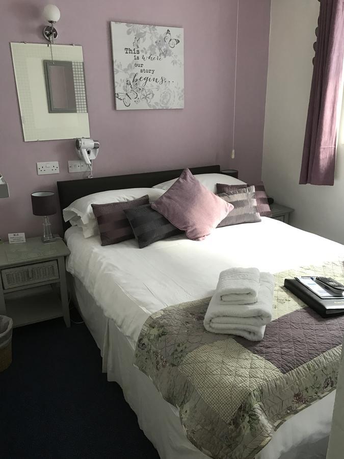 Rainbow Lodge Guest House พลีมัธ ภายนอก รูปภาพ