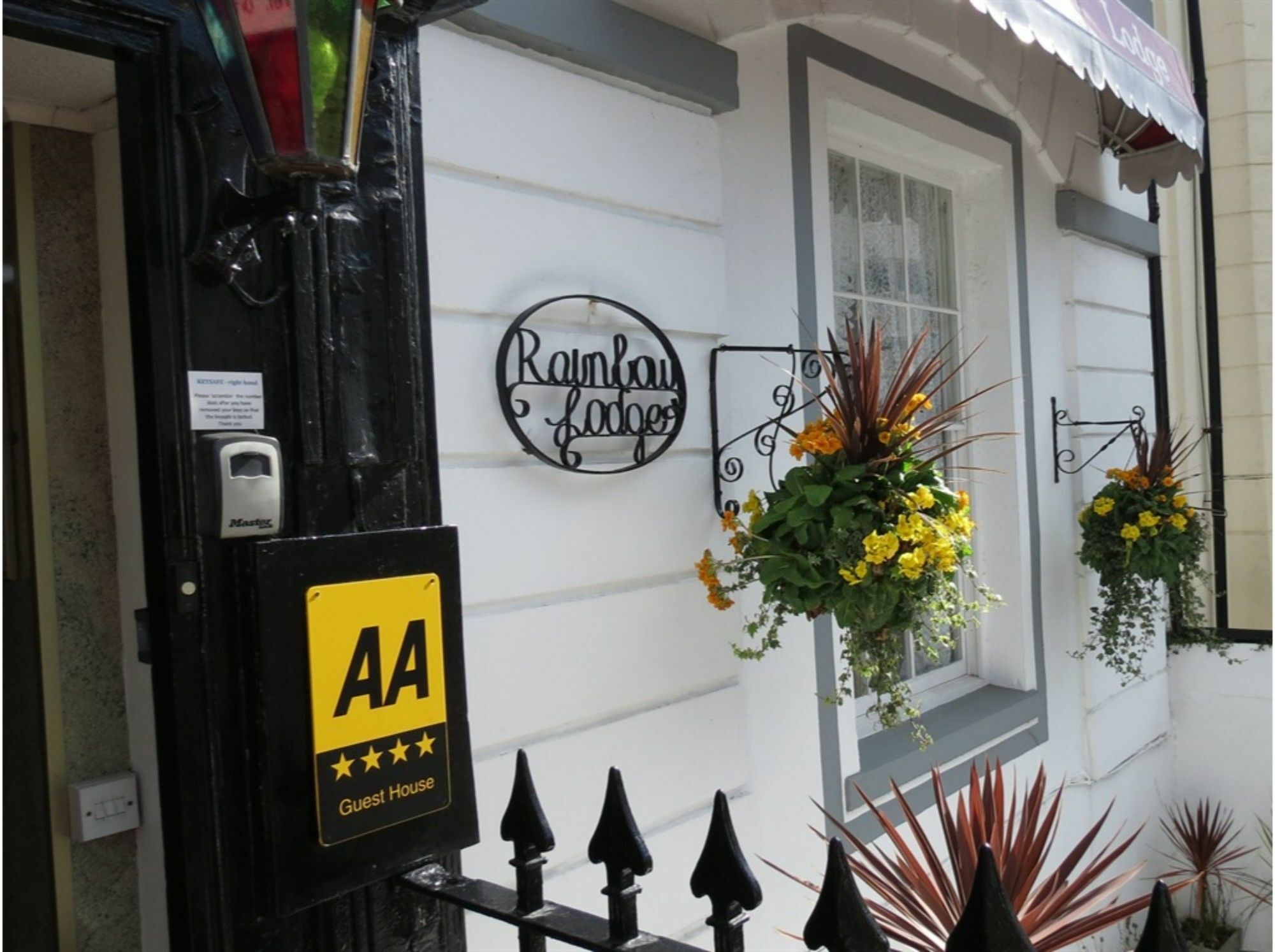 Rainbow Lodge Guest House พลีมัธ ภายนอก รูปภาพ